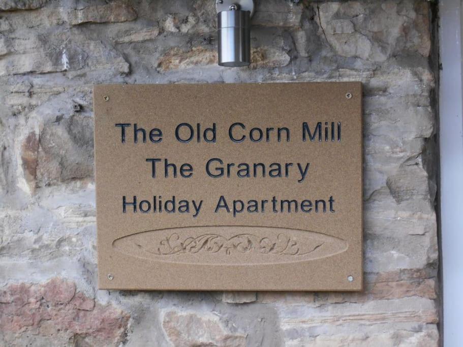 The Granary, Old Corn Mill, Yorkshire Dales Apartment West Burton ภายนอก รูปภาพ